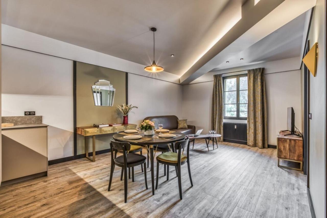 Majestic Broadway - 4 Star Apartment With Spectacular Views シャモニー エクステリア 写真